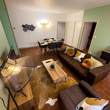 La Cite Voltaire Апартаменти Каркассонн