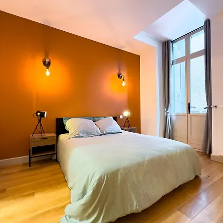 Apartment La Cite Voltaire *