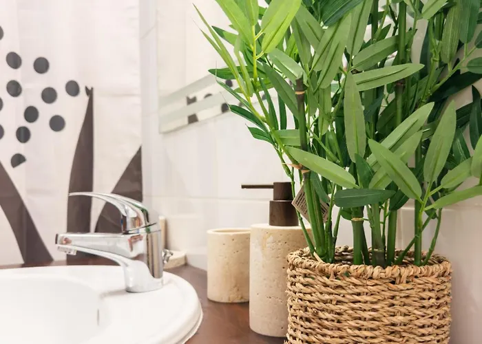 La Cite Voltaire * קרקסון